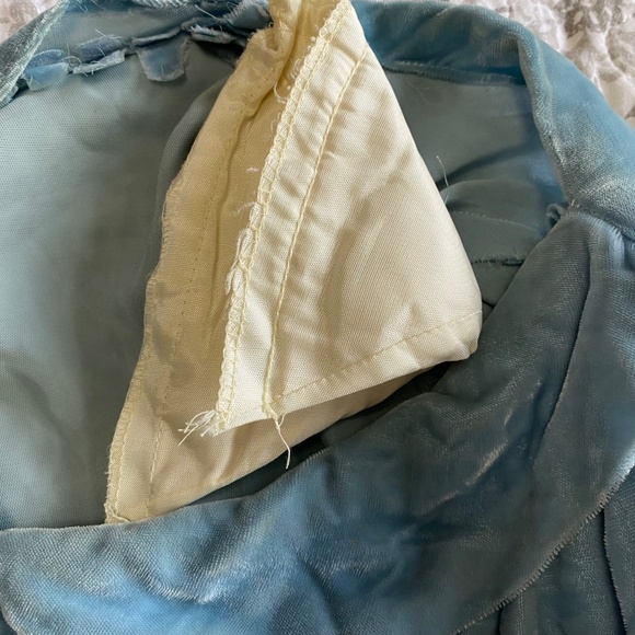 VINTAGE 1950s Light Blue Crushed Velvet Circle Skirt Dress Mrs. Maisel XS/S - Picture 10 of 15